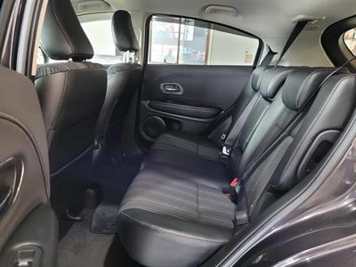 2015 Honda Vezel - Thumbnail