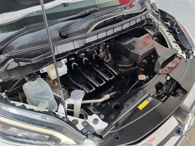 2019 Nissan Serena - Thumbnail