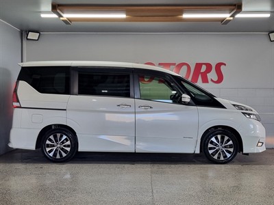 2019 Nissan Serena - Thumbnail