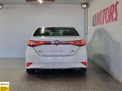 2014 Toyota Sai - Thumbnail