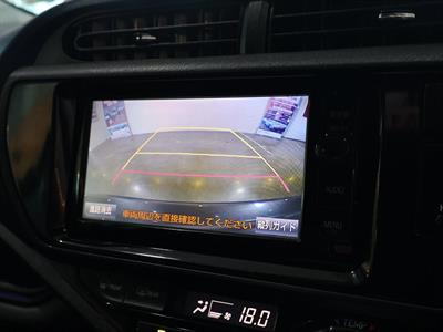 2015 Toyota Aqua - Thumbnail