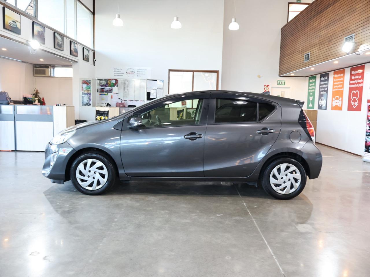 2015 Toyota Aqua