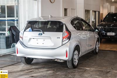 2020 Toyota Aqua - Thumbnail