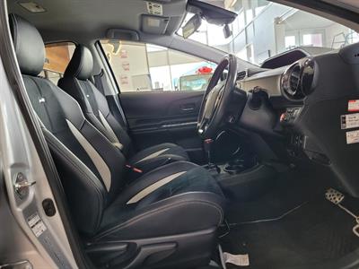 2016 Toyota Aqua - Thumbnail
