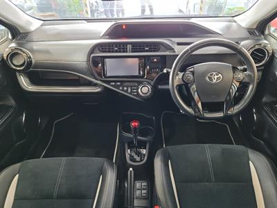2016 Toyota Aqua - Thumbnail