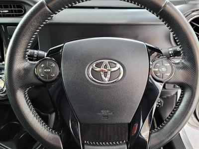 2016 Toyota Aqua - Thumbnail