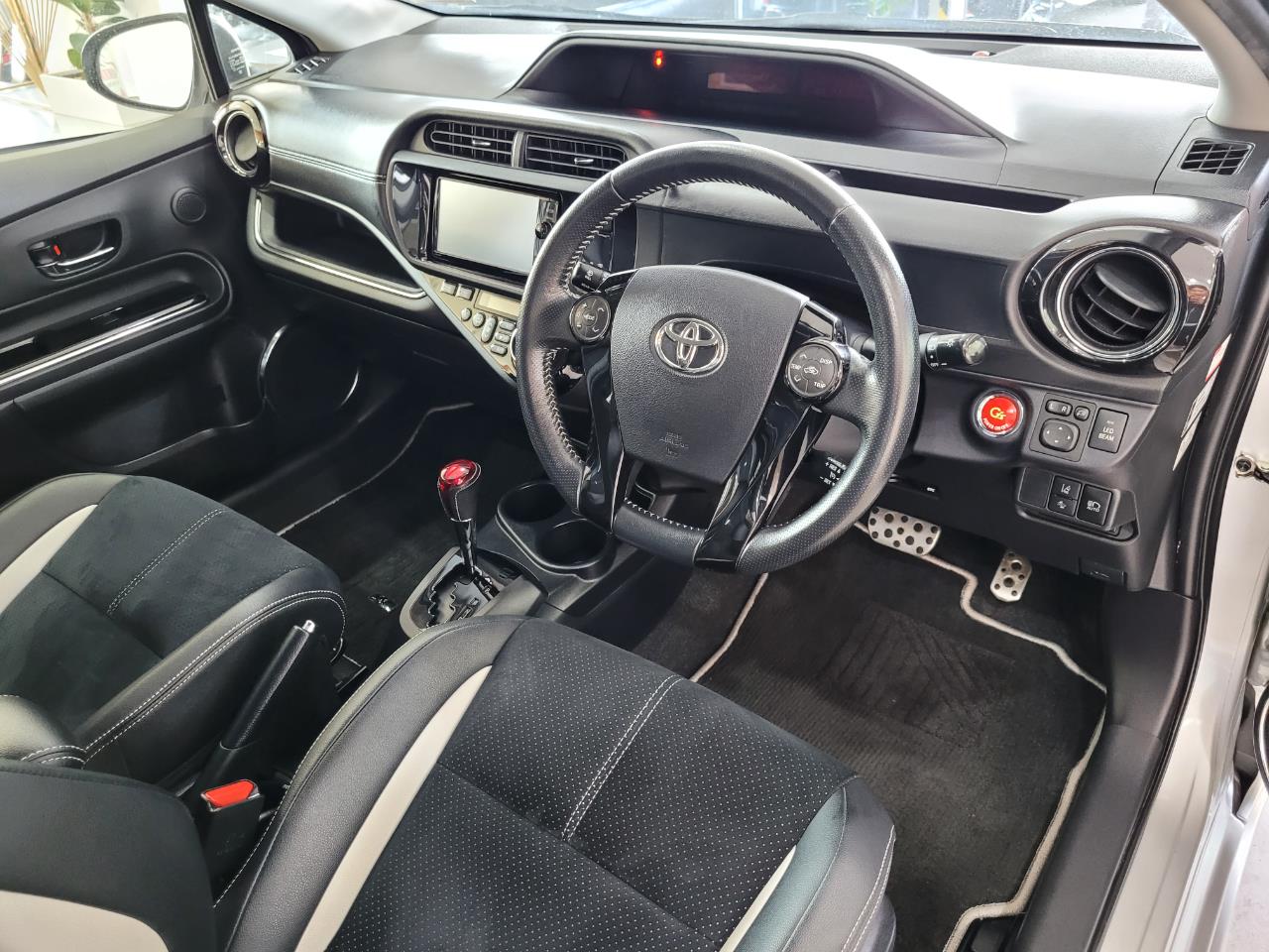 2016 Toyota Aqua