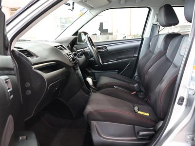 2012 Suzuki Swift - Thumbnail