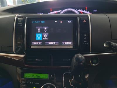 2014 Toyota Estima - Thumbnail