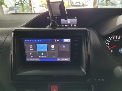2014 Toyota Voxy - Thumbnail