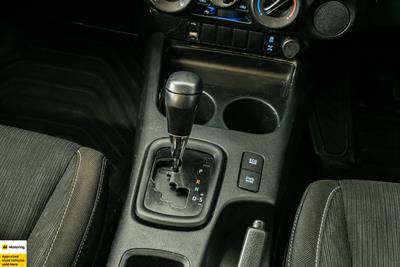 2021 Toyota Hilux - Thumbnail