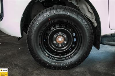 2021 Toyota Hilux - Thumbnail