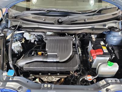 2014 Suzuki Swift - Thumbnail