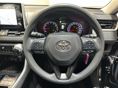 2019 Toyota RAV4 - Thumbnail