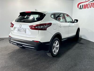 2021 Nissan Qashqai - Thumbnail