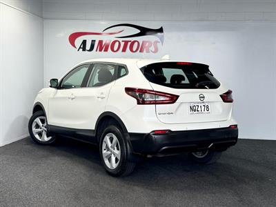 2021 Nissan Qashqai - Thumbnail