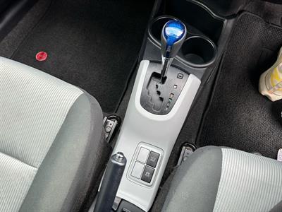 2014 Toyota Aqua - Thumbnail