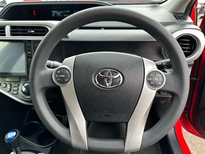 2014 Toyota Aqua - Thumbnail