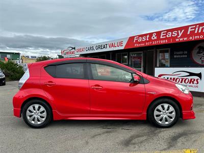 2014 Toyota Aqua - Thumbnail