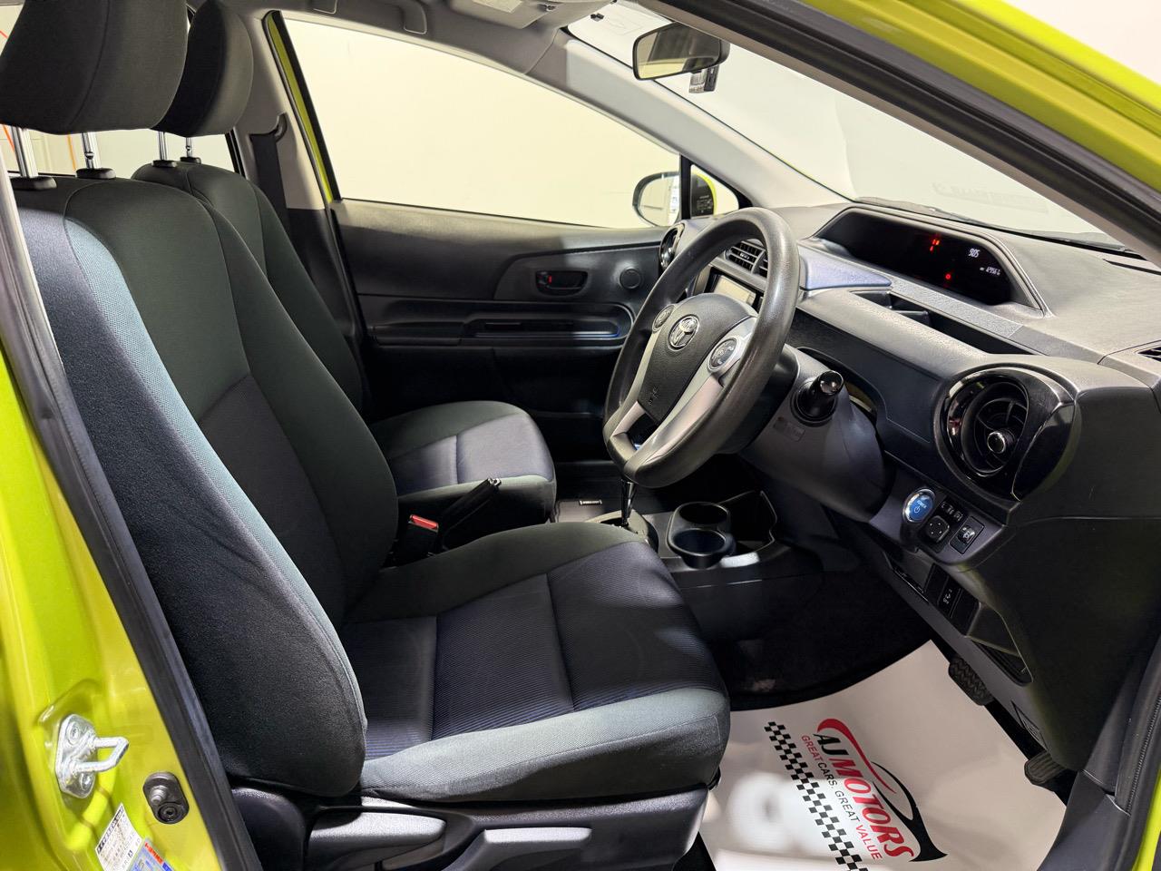 2015 Toyota Aqua