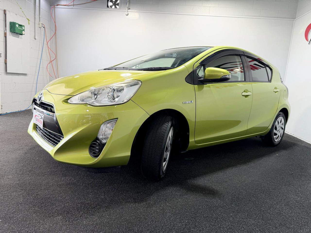 2015 Toyota Aqua