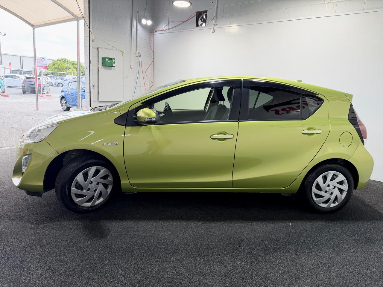 2015 Toyota Aqua