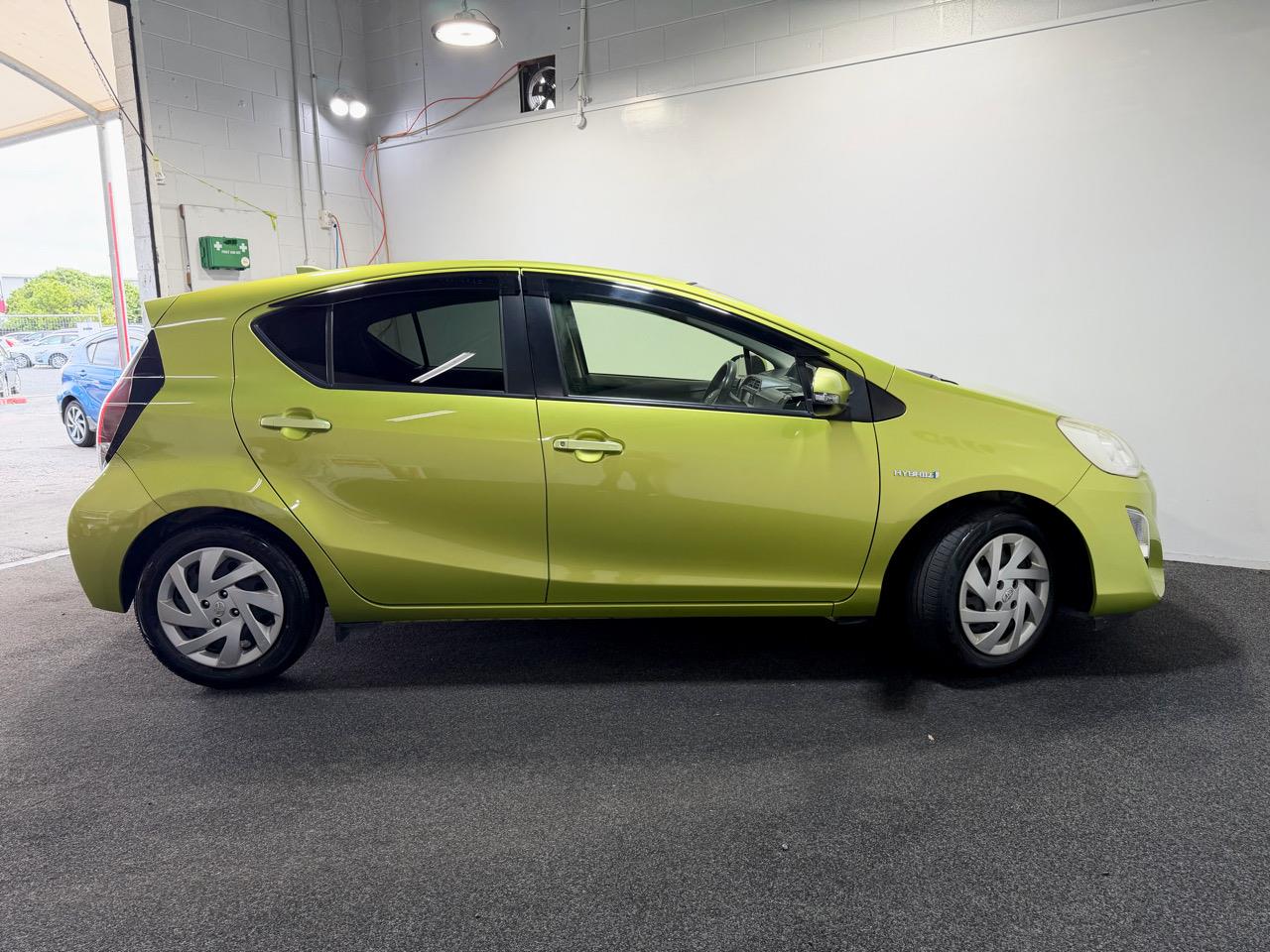 2015 Toyota Aqua