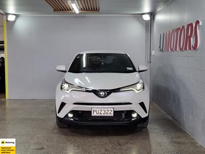 2018 Toyota C-HR - Thumbnail