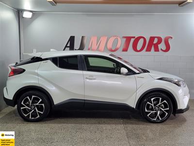 2018 Toyota C-HR - Thumbnail