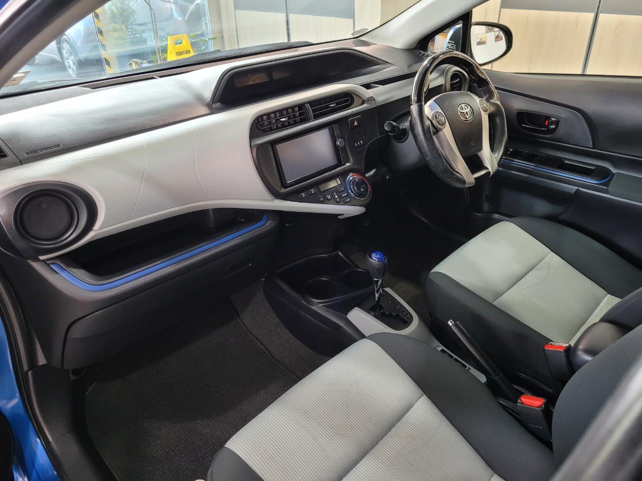 2013 Toyota Aqua