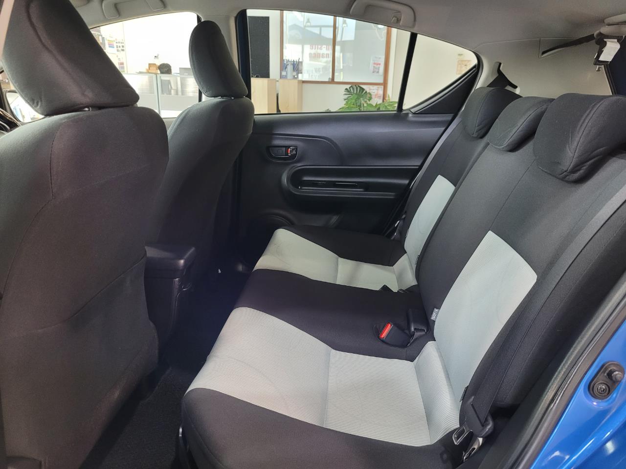 2013 Toyota Aqua