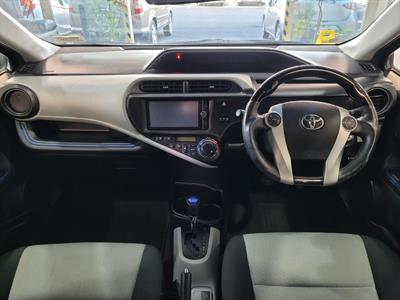 2013 Toyota Aqua - Thumbnail