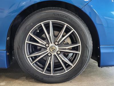 2013 Toyota Aqua - Thumbnail