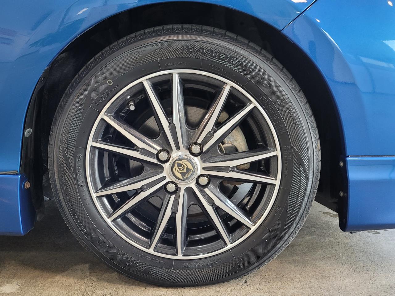 2013 Toyota Aqua