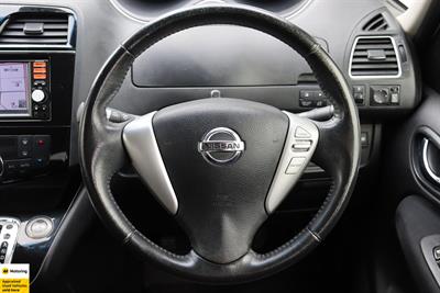 2014 Nissan Serena - Thumbnail