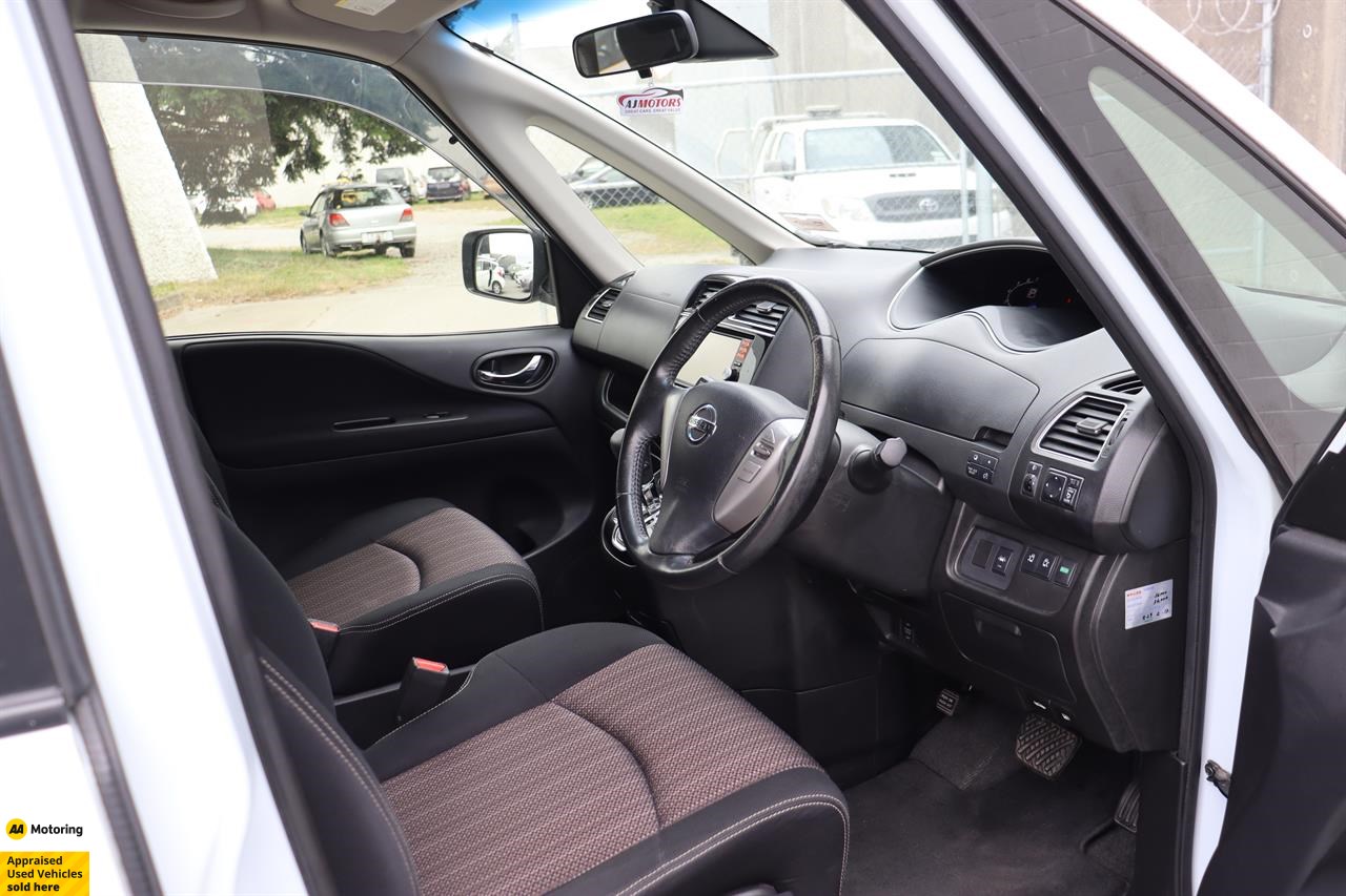 2014 Nissan Serena