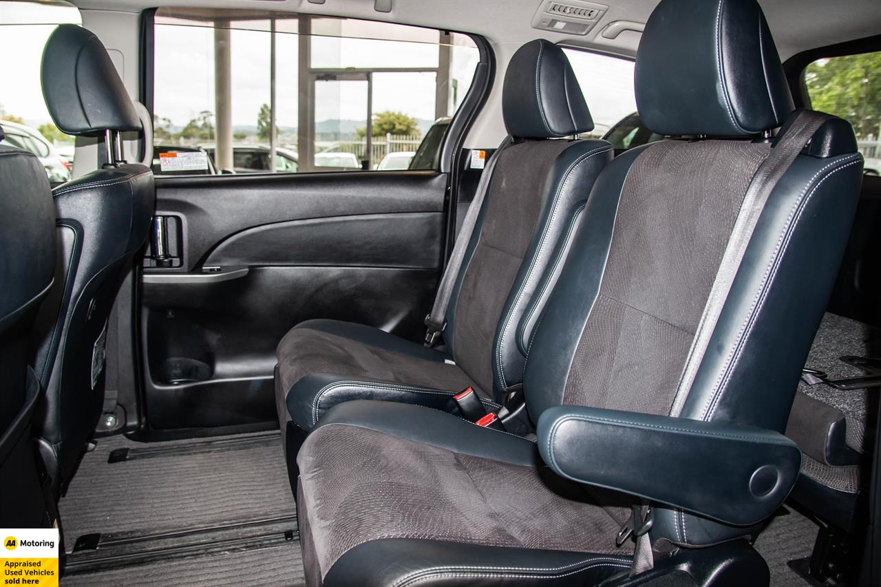 2015 Toyota Estima
