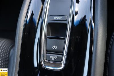 2014 Honda Vezel - Thumbnail