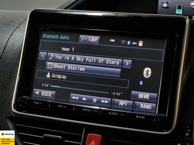 2014 Toyota Noah - Thumbnail