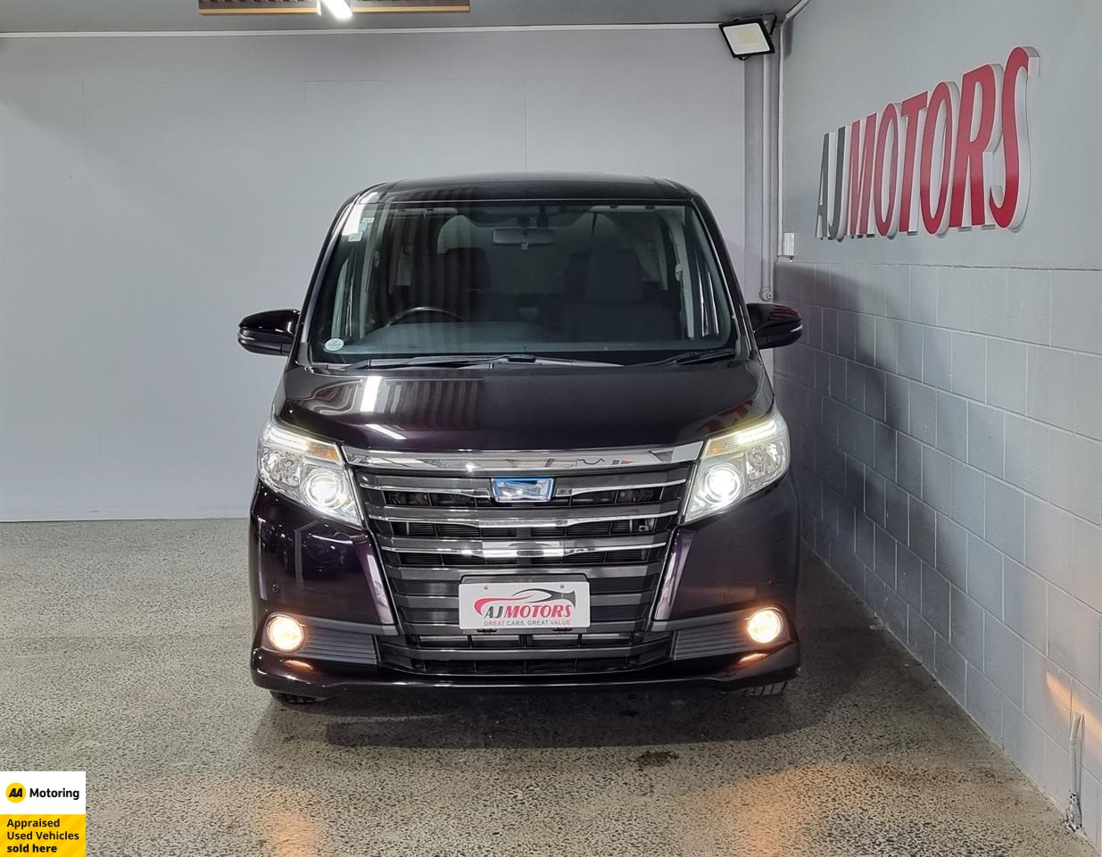 2014 Toyota Noah