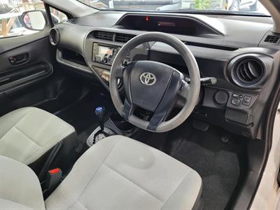 2020 Toyota Aqua - Thumbnail