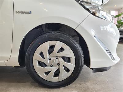 2020 Toyota Aqua - Thumbnail