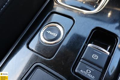 2022 Mitsubishi Outlander - Thumbnail