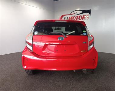 2019 Toyota Aqua - Thumbnail