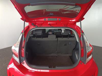 2019 Toyota Aqua - Thumbnail