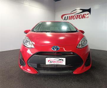 2019 Toyota Aqua - Thumbnail