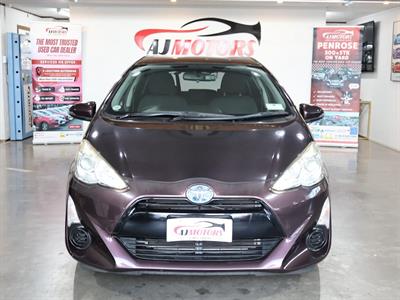 2015 Toyota Aqua - Thumbnail
