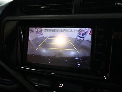 2015 Toyota Aqua - Thumbnail