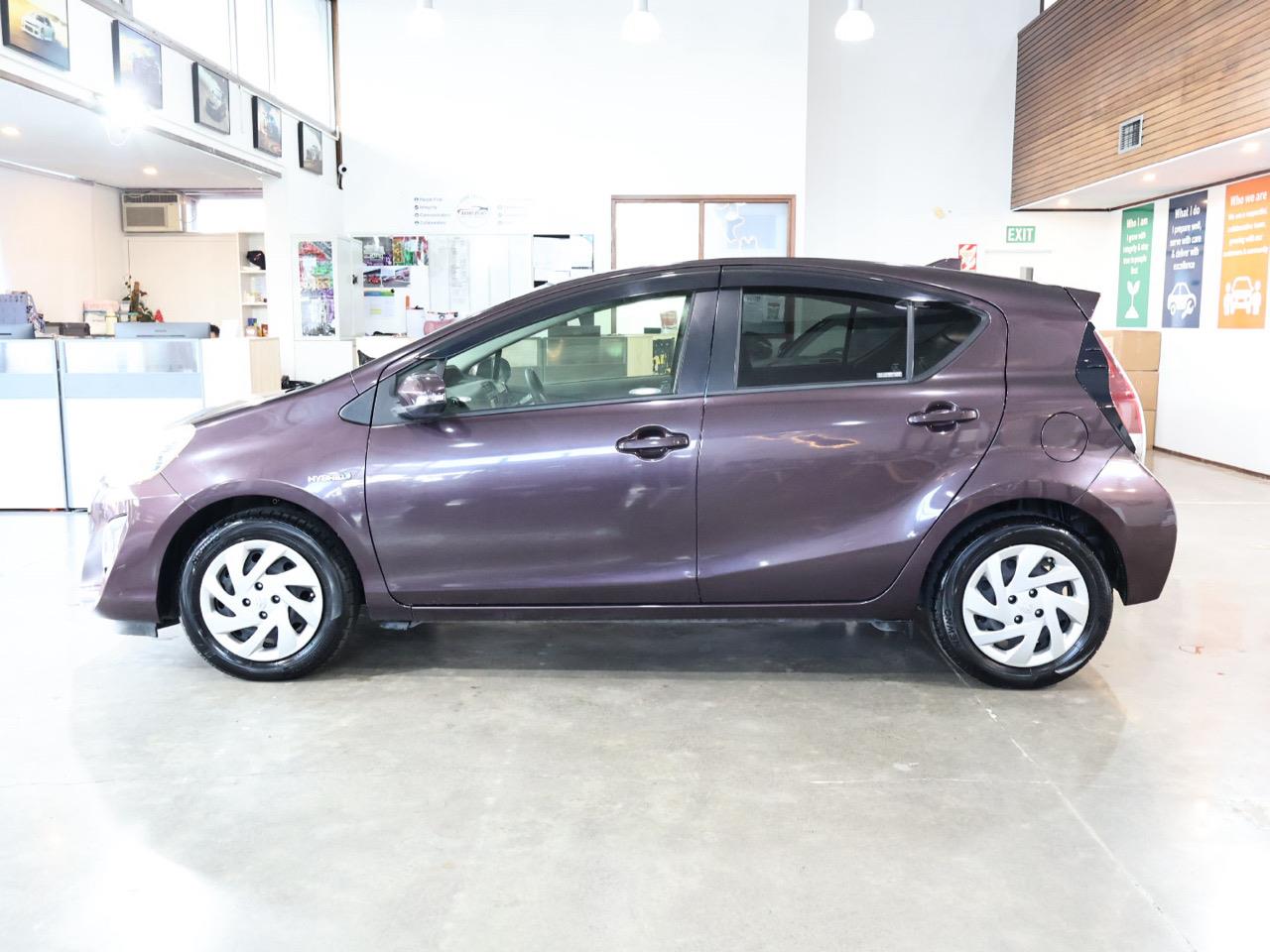 2015 Toyota Aqua