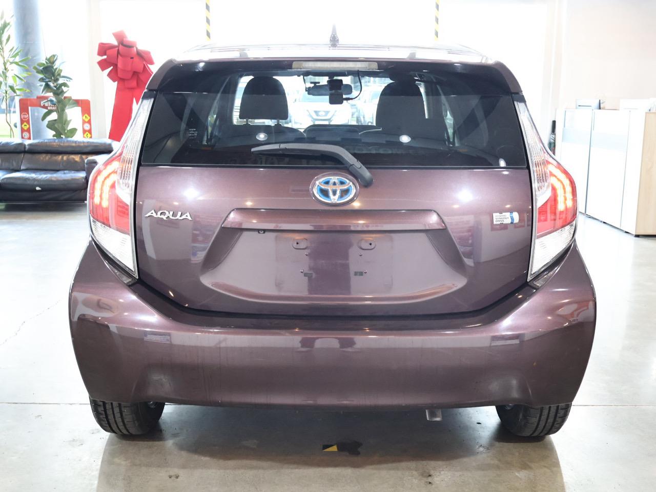 2015 Toyota Aqua